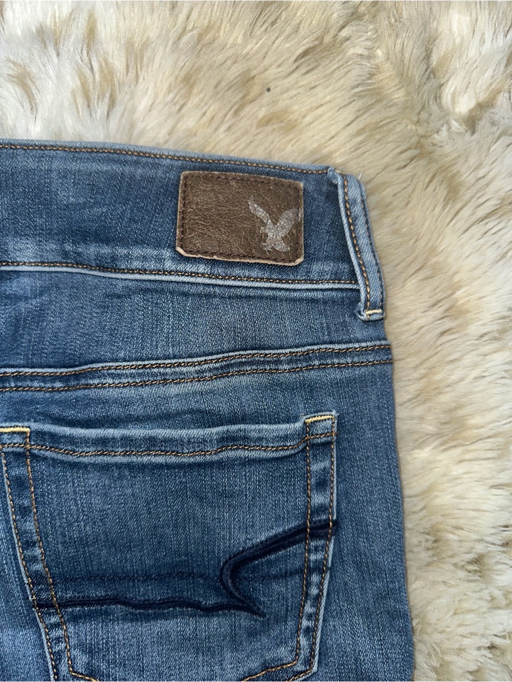 American Eagle Outfitters Blue Flare Jeans - Picture 6 of 8